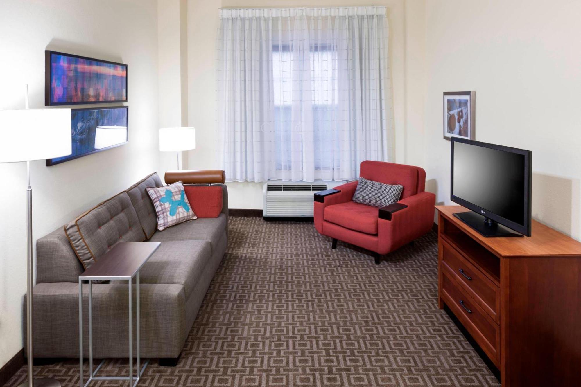 ทาวน์เพลซ สวีท ซัฟฟอล์ก เชสซาพีค Hotel ภายนอก รูปภาพ